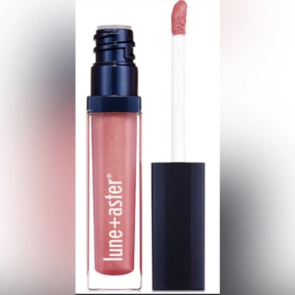 Champion Lip Gloss - Shimmering Pink